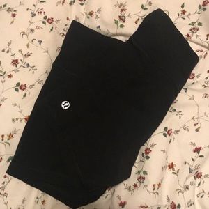 Lululemon Spandex Shorts (NWOT)